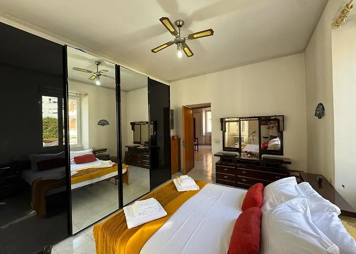 Retro Charm & Metro Comfort In Rome